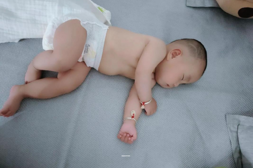 海盐五个月宝宝体重 海盐五个月宝宝体重